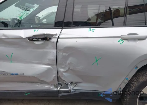 2024 Jeep Grand Cherokee 4Xe from USA, damaged, VIN 1C4RJYB69R8516697